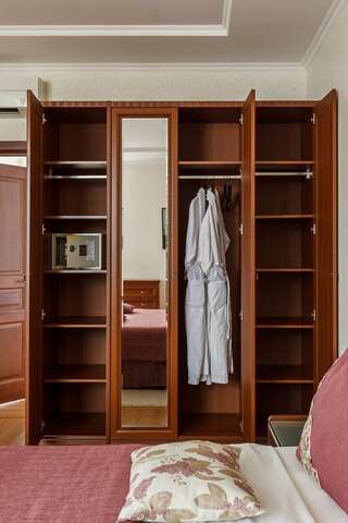 Гостиница Южная башня Краснодар LUXE-9