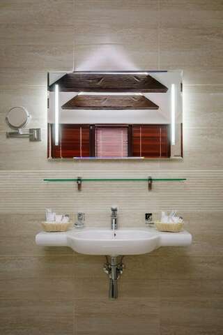 Гостиница Южная башня Краснодар JUNIOR SUIT-13